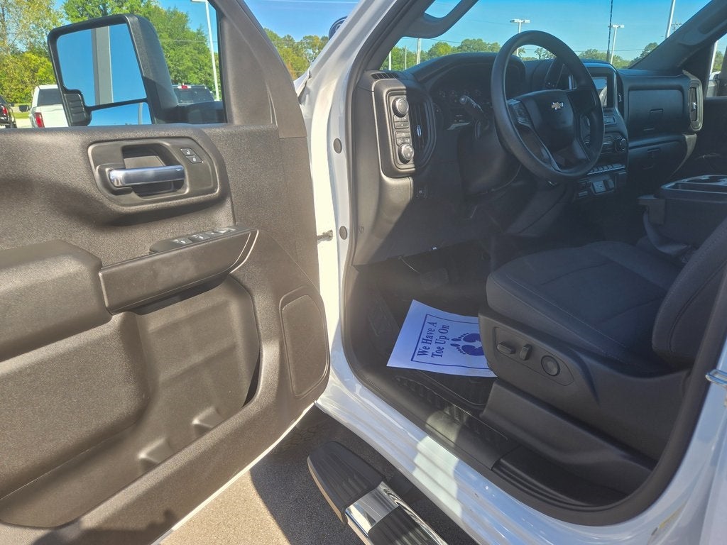 2024 Chevrolet Silverado 2500HD Custom