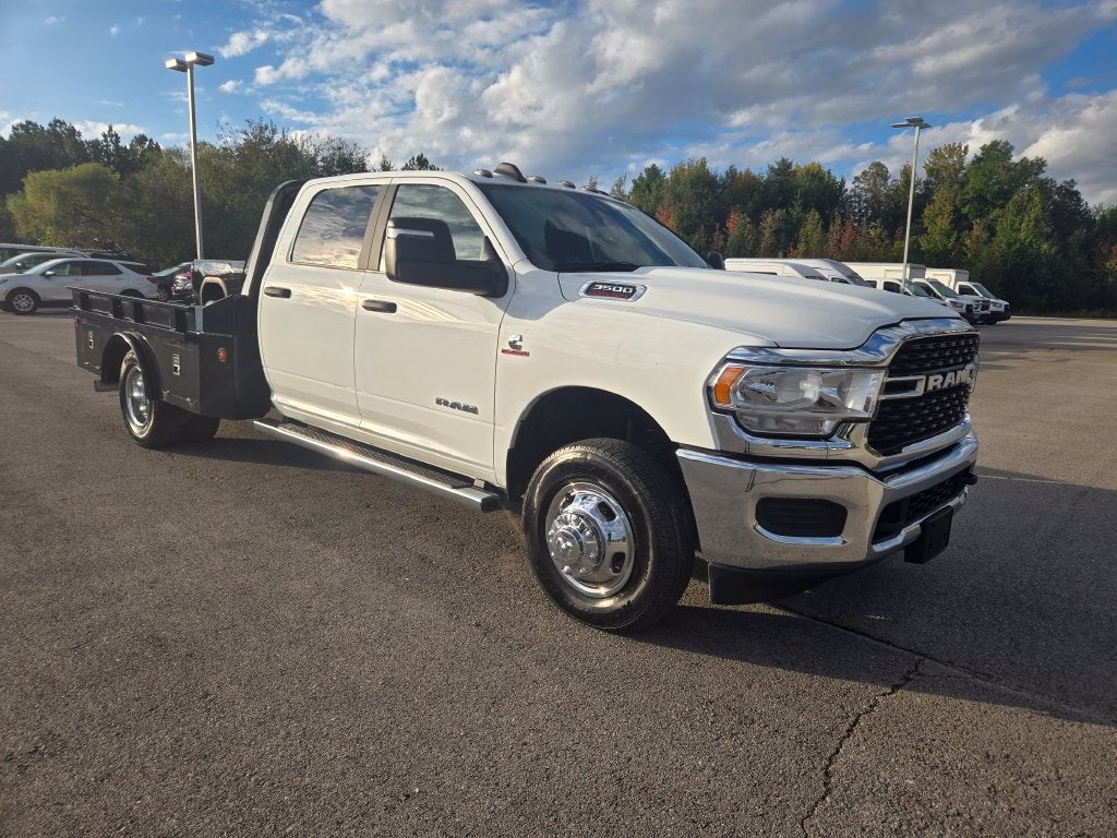 2024 RAM 3500 SLT