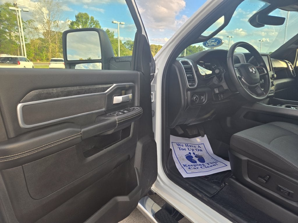 2024 RAM 3500 SLT