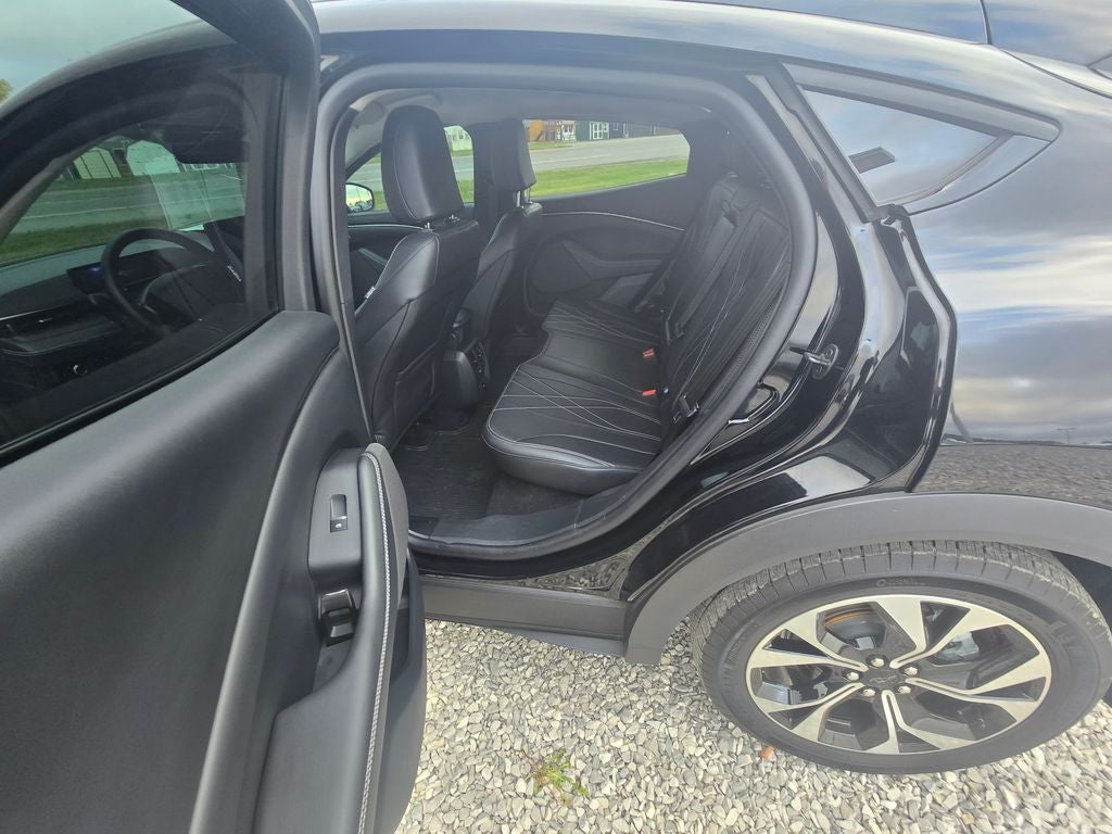 2024 Ford Mustang Mach-E Select