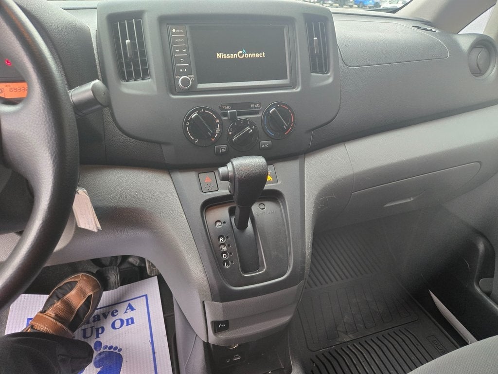 2021 Nissan NV200 SV