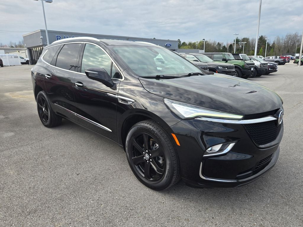 2024 Buick Enclave Essence