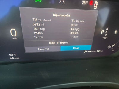 2024 Volvo XC60 B5 Plus Dark Theme