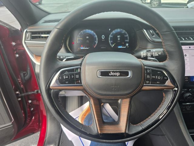 2025 Jeep Grand Cherokee Summit