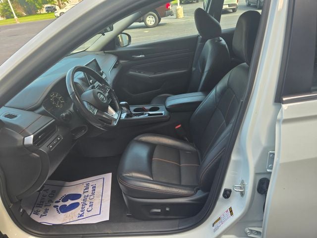 2022 Nissan Altima 2.5 SR
