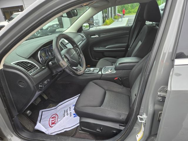 2019 Chrysler 300 Touring