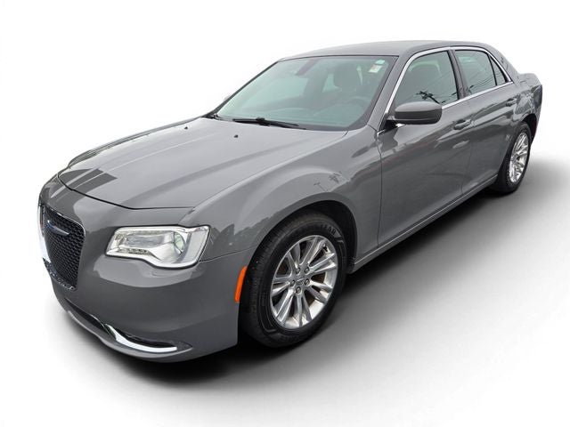 2019 Chrysler 300 Touring
