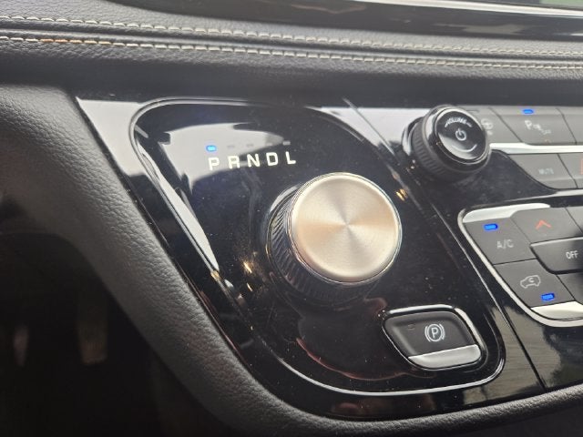 2024 Chrysler Pacifica Hybrid Select S Appearance