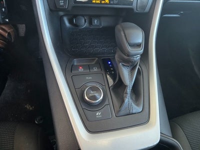 2022 Toyota RAV4 Hybrid LE