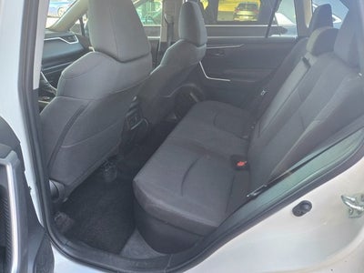 2022 Toyota RAV4 Hybrid LE