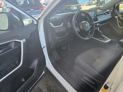 2022 Toyota RAV4 Hybrid LE