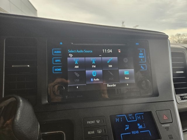 2017 Toyota Sienna XLE 7 Passenger