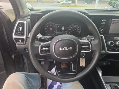 2023 Kia Sorento LX