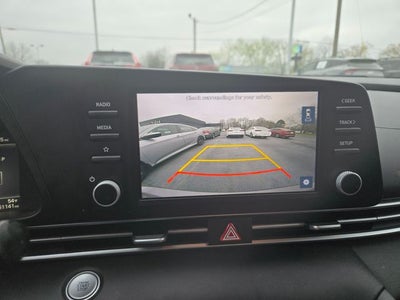 2022 Hyundai Elantra SEL