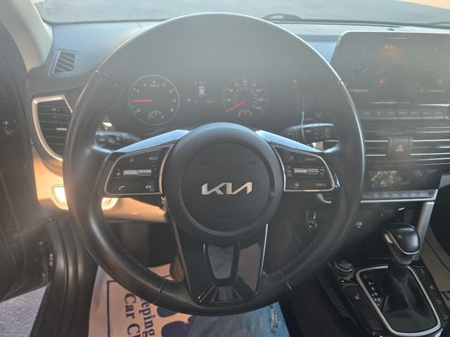 2022 Kia Seltos EX