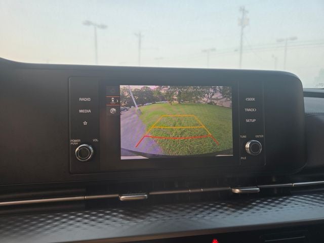 2024 Kia Carnival LX Seat Package