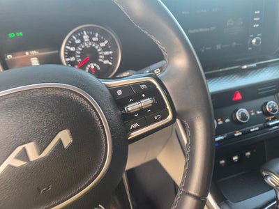 2024 Kia Carnival LX Seat Package