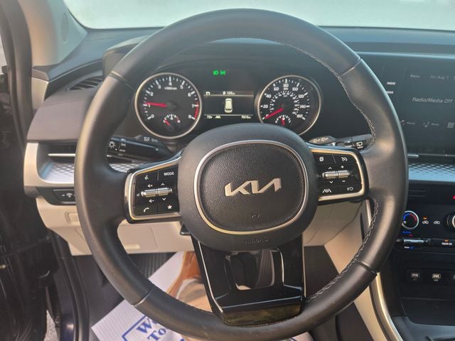 2024 Kia Carnival LX Seat Package