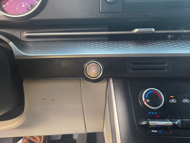 2024 Kia Carnival LX Seat Package