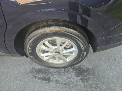 2024 Kia Carnival LX Seat Package