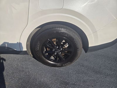 2022 Kia Carnival LXS