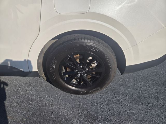 2022 Kia Carnival LXS