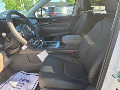 2026 Kia Carnival LXS