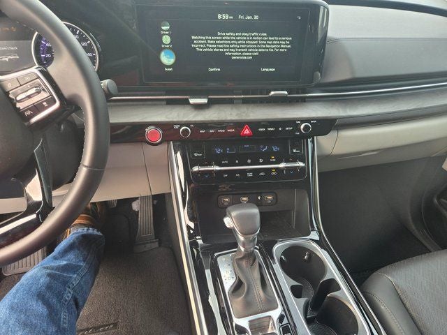 2024 Kia Carnival EX