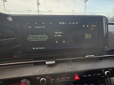 2024 Kia Carnival EX