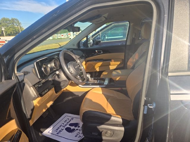 2024 Kia Carnival EX