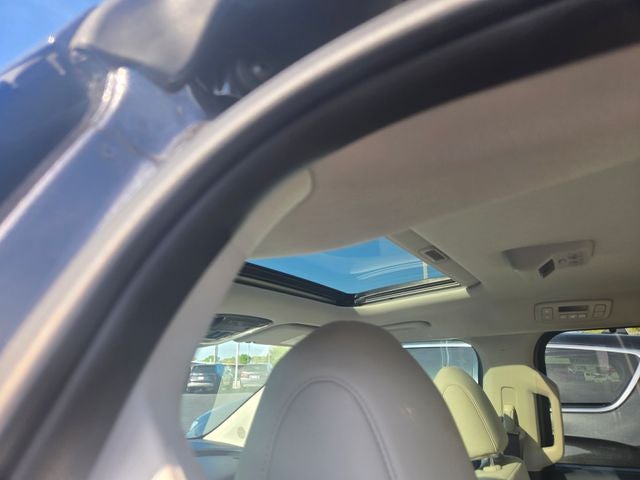 2025 Kia Carnival Hybrid SX