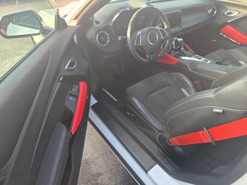 2022 Chevrolet Camaro 2LT 2LT