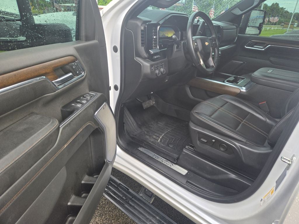 2024 Chevrolet Silverado 3500HD High Country