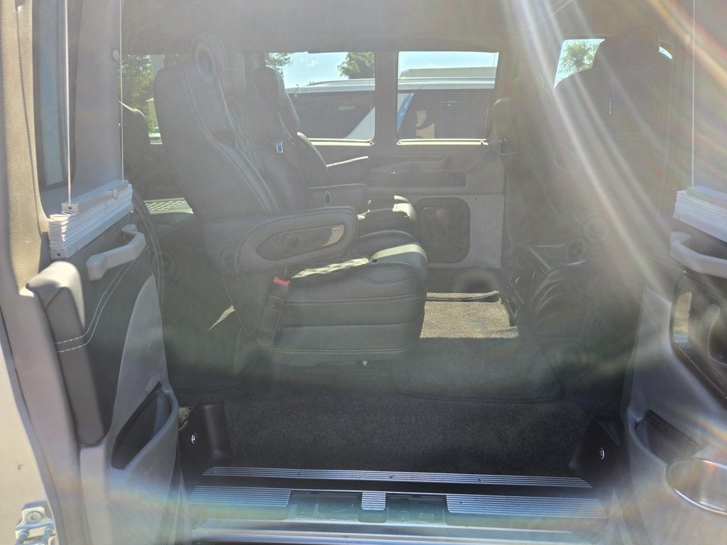 2025 Chevrolet Express 2500 Work Van Cargo