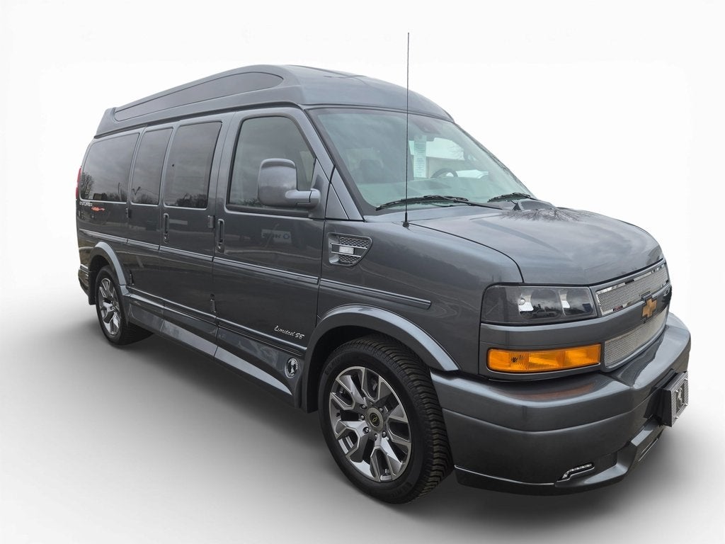 2026 Chevrolet Express 2500 Work Van Cargo