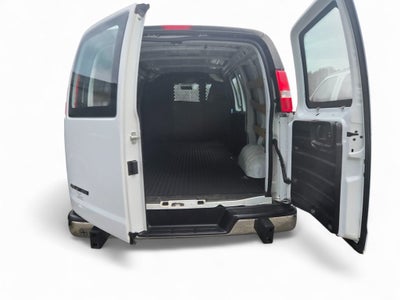 2024 Chevrolet Express 2500 Work Van Cargo