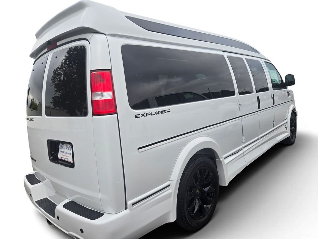 2026 Chevrolet Express 2500 Work Van Cargo
