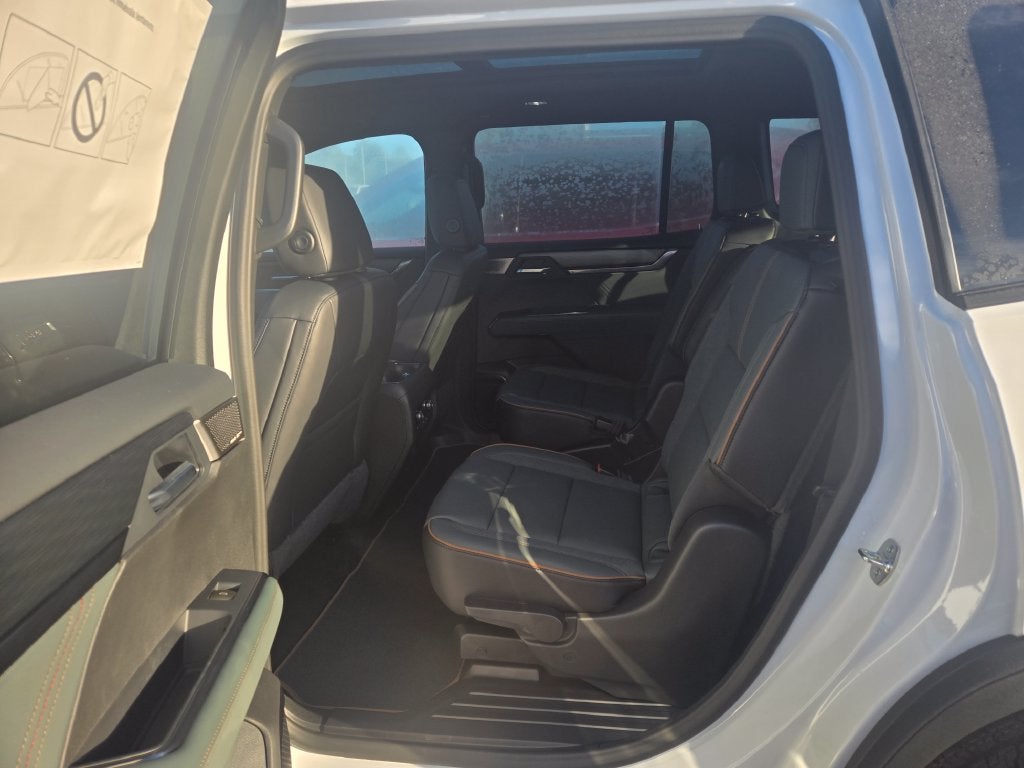 2027 GMC Acadia AT4