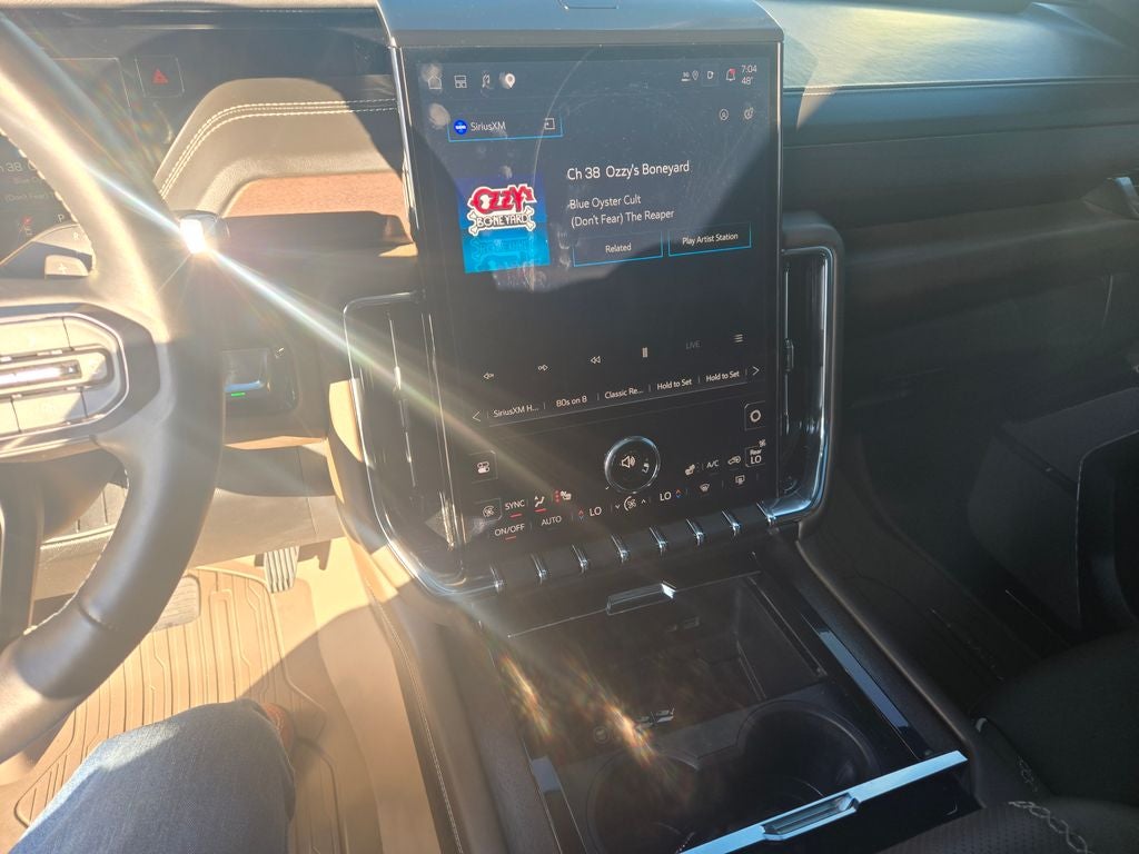 2025 GMC Yukon Denali Ultimate