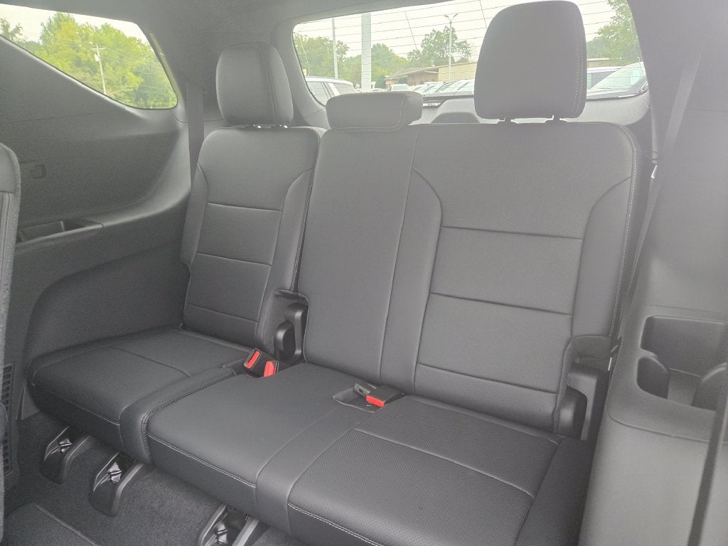 2027 Chevrolet Traverse LT 1LT