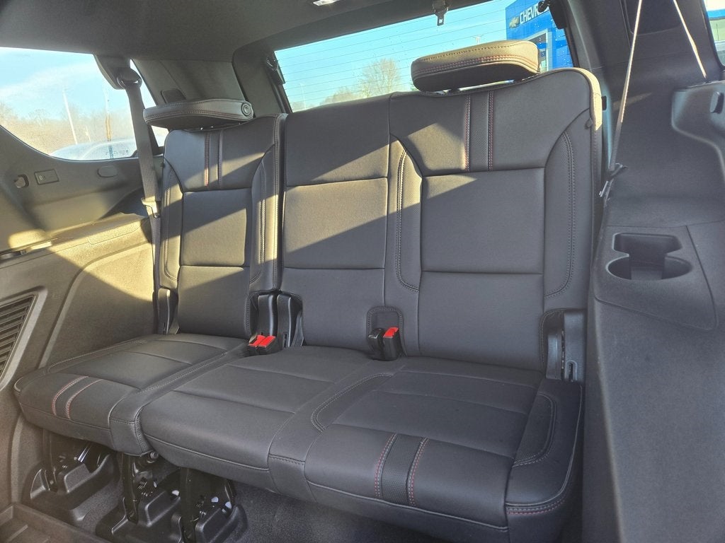 2025 Chevrolet Tahoe RST