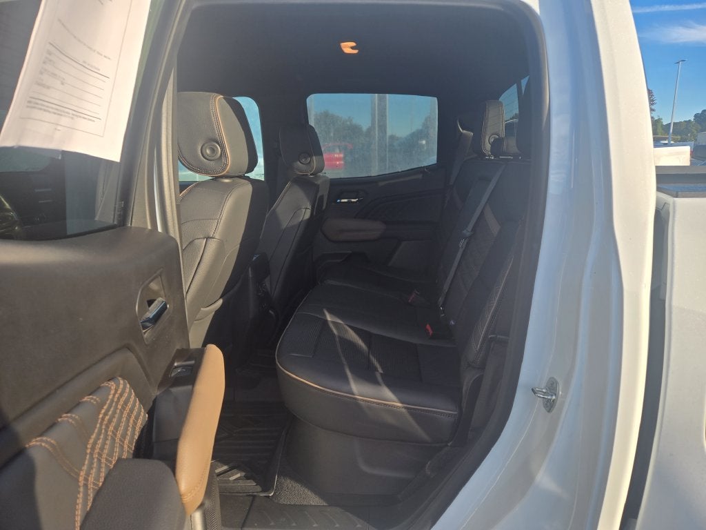 2024 GMC Canyon Denali