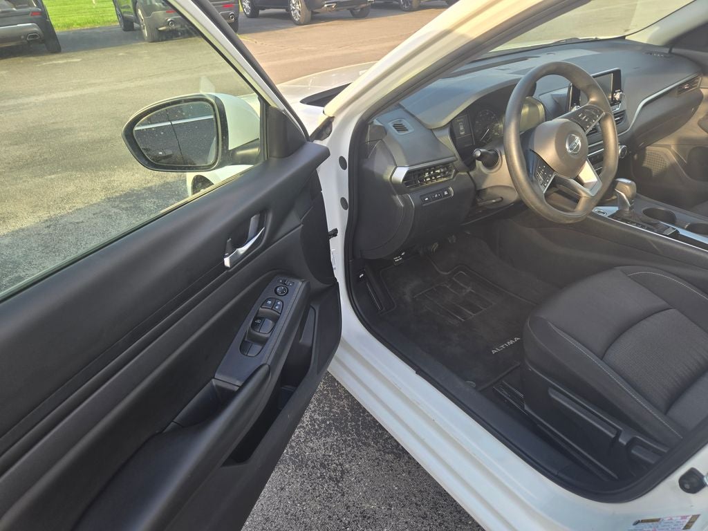 2022 Nissan Altima 2.5 S