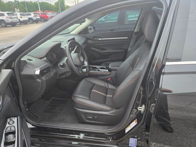 2025 Nissan Altima 2.5 SR
