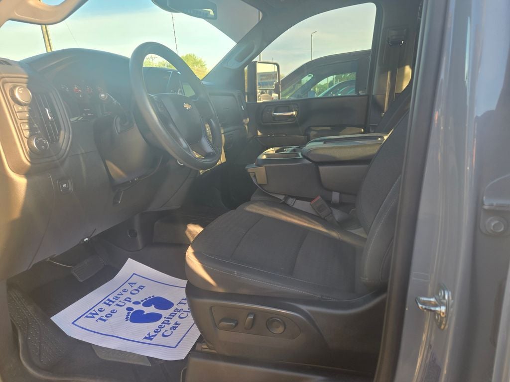 2025 Chevrolet Silverado 2500HD Custom