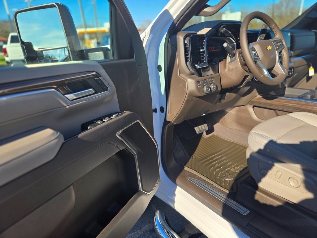 2026 Chevrolet Silverado 3500HD LT