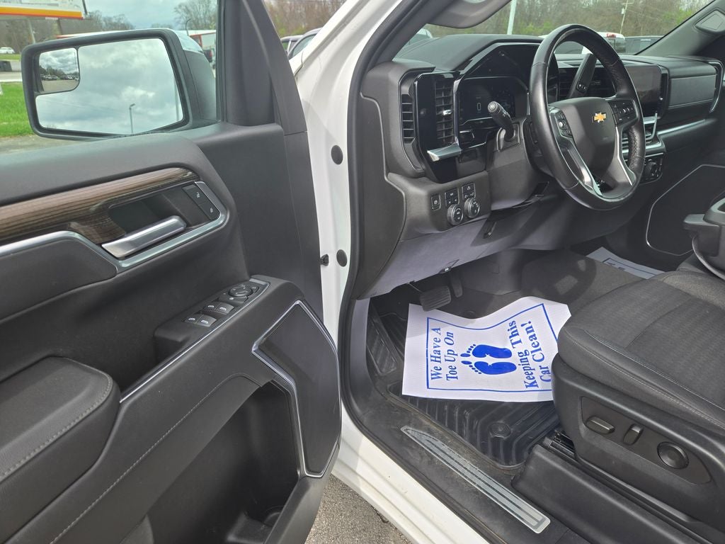 2022 Chevrolet Silverado 1500 LT LT1