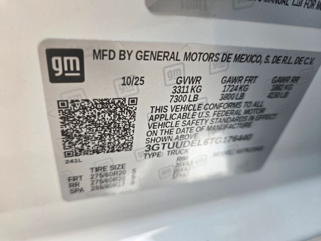 2026 GMC Sierra 1500 SLT