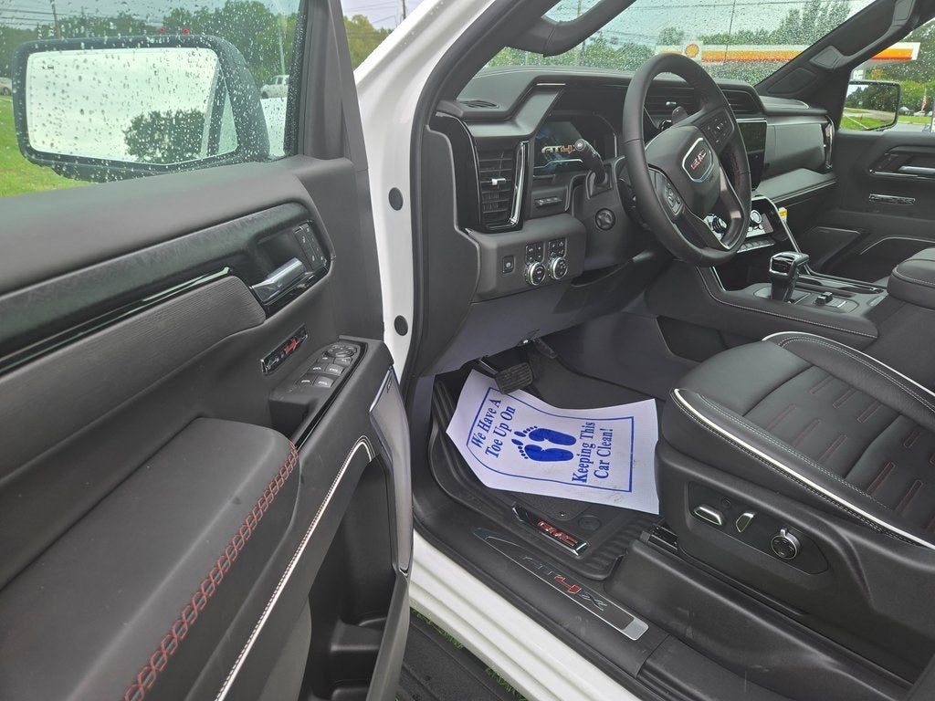 2025 GMC Sierra 1500 AT4X
