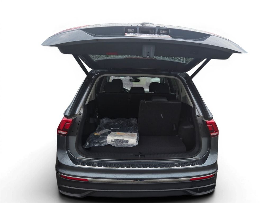 2024 Volkswagen Tiguan 2.0T Wolfsburg Edition